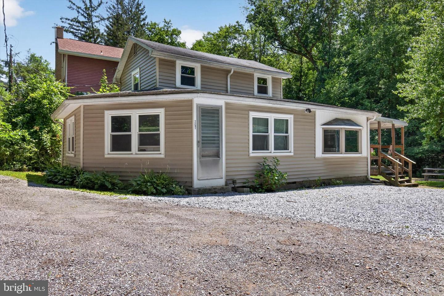 1291 Stone Glen Road