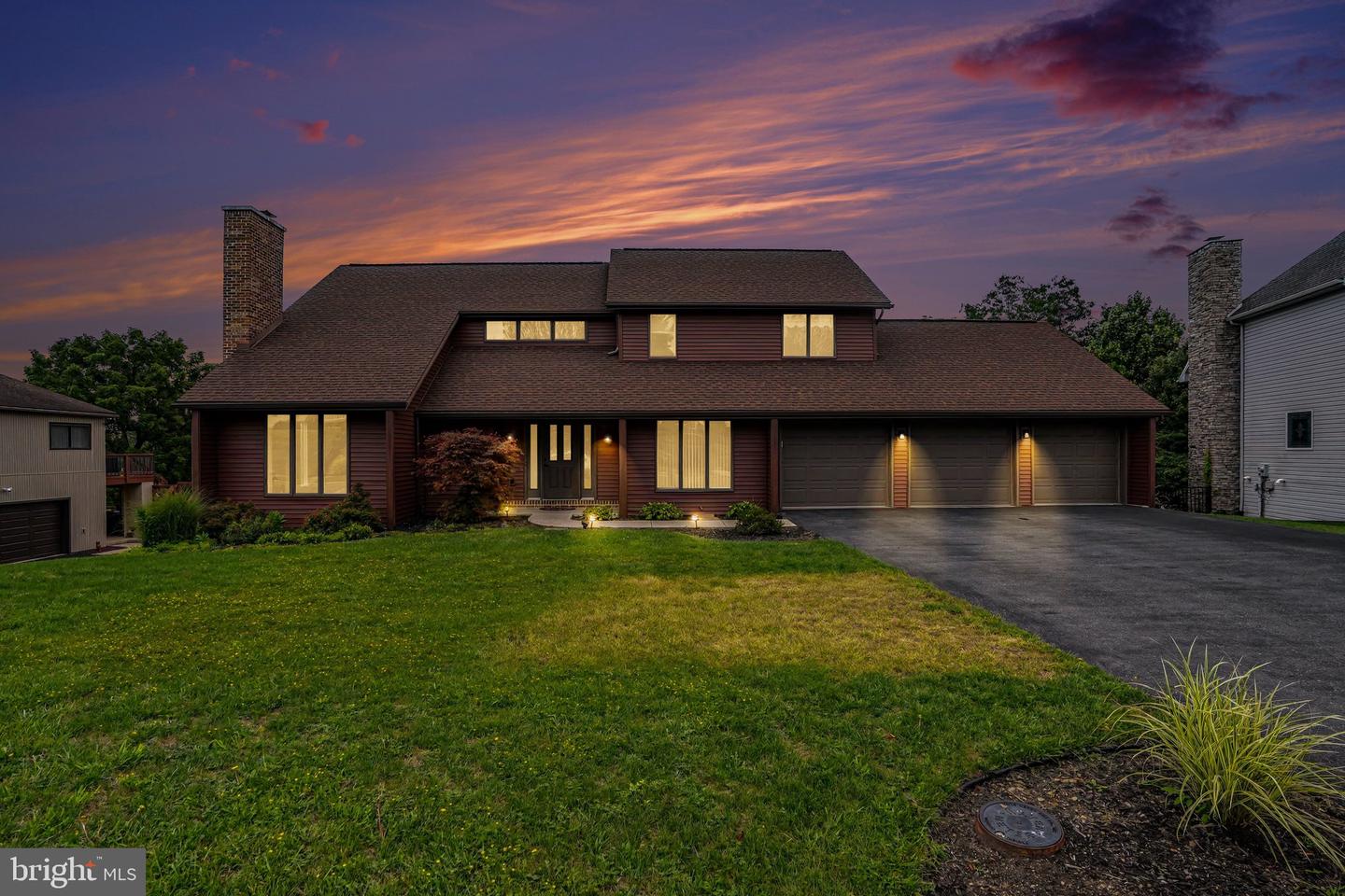 2093 Fairway Lane