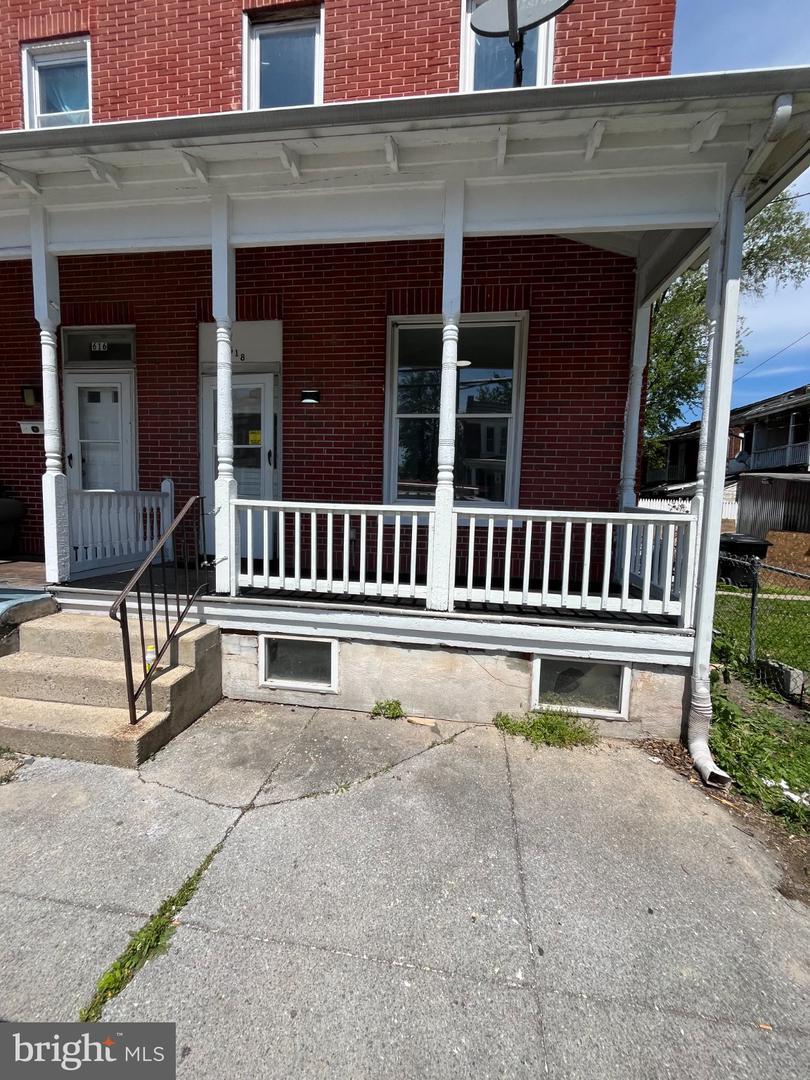 618 Seneca Street