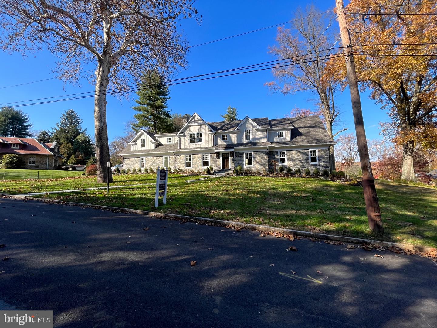 125 Cornwall, Wayne