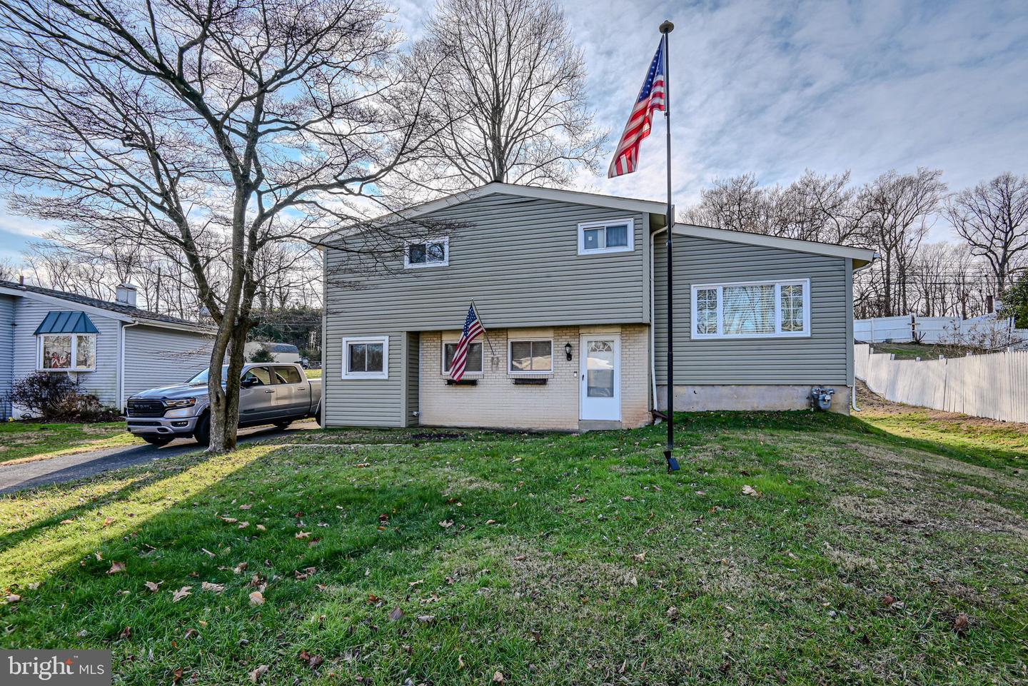 902 Flora Lane, Marcus Hook