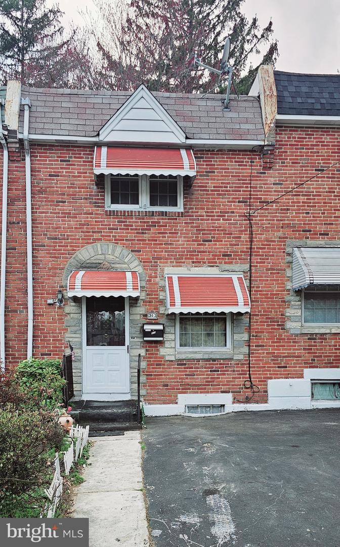 313 Rural Avenue, Chester
