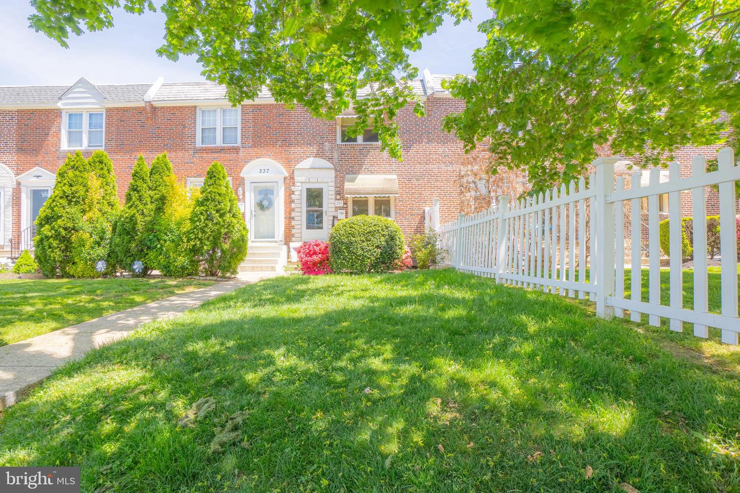 235 Gramercy Drive, Clifton Heights