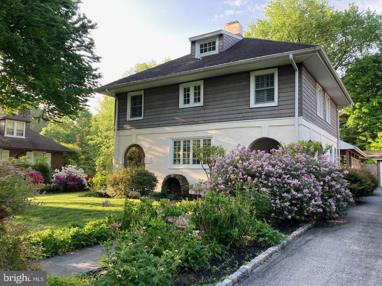 202 Midland Avenue, Wayne