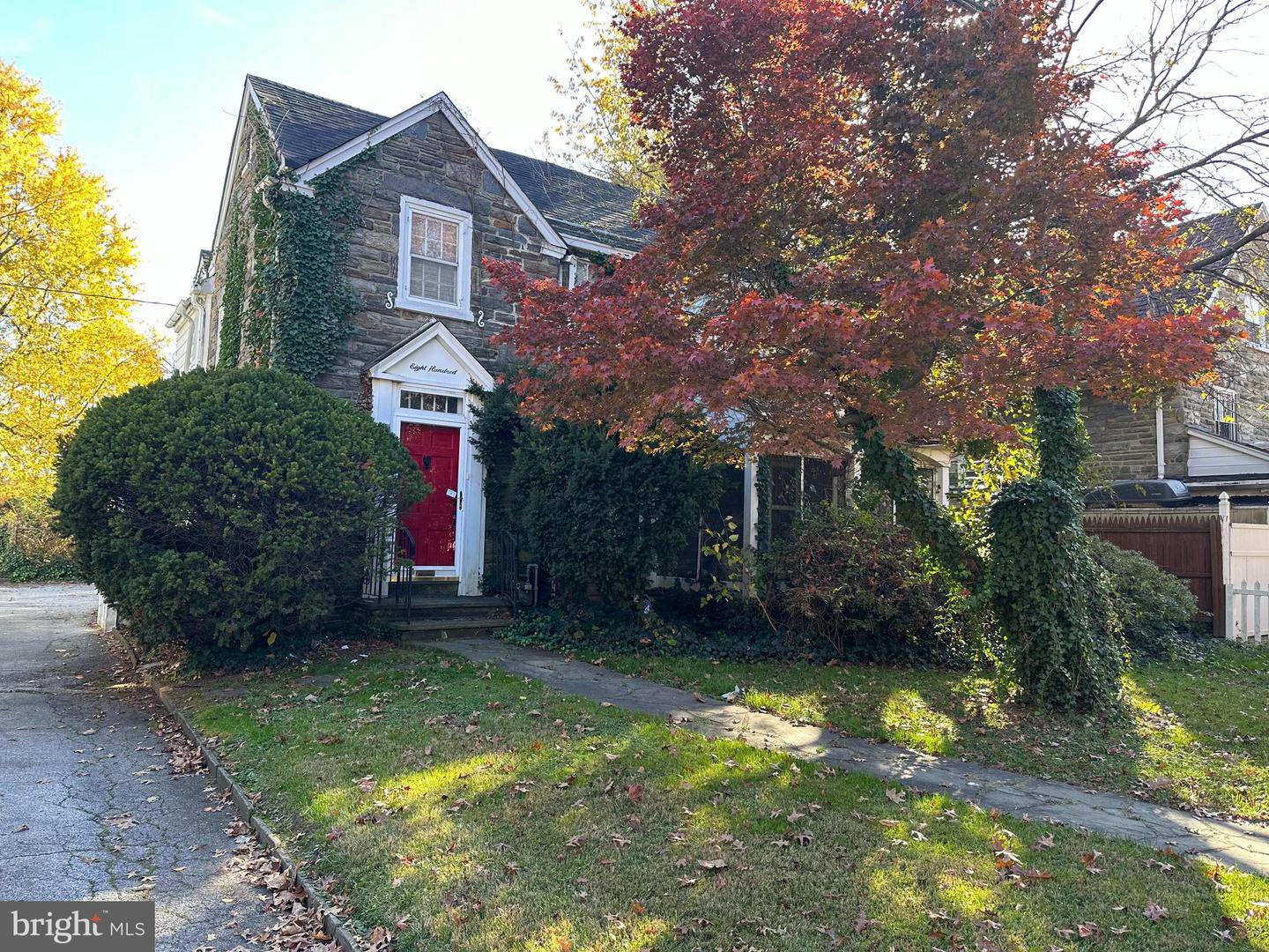 800 Longacre Boulevard, Yeadon