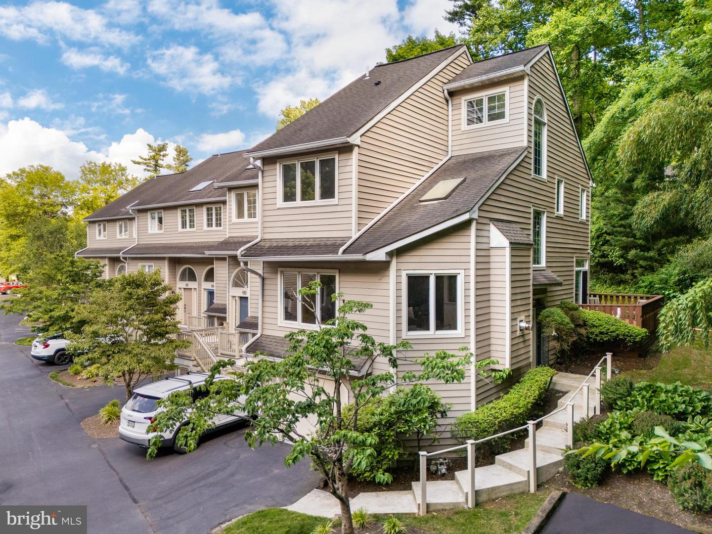 440 Wooded Way, Newtown Square
