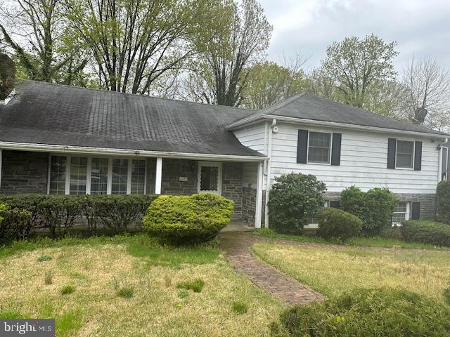 1125 Allen Drive, Yeadon