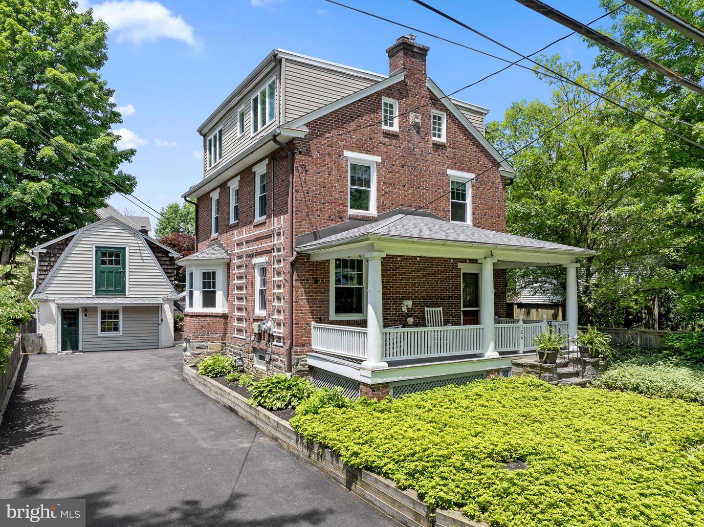 106 S Roberts Road, Bryn Mawr