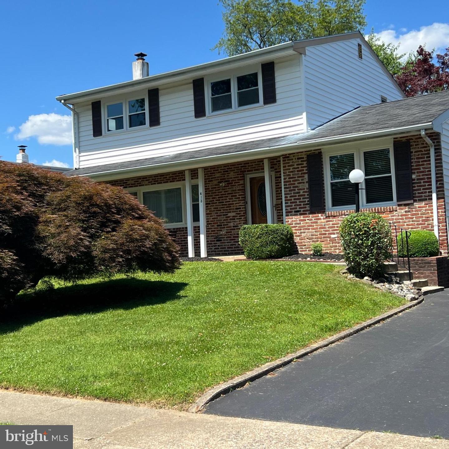 413 Hampshire Drive, Broomall