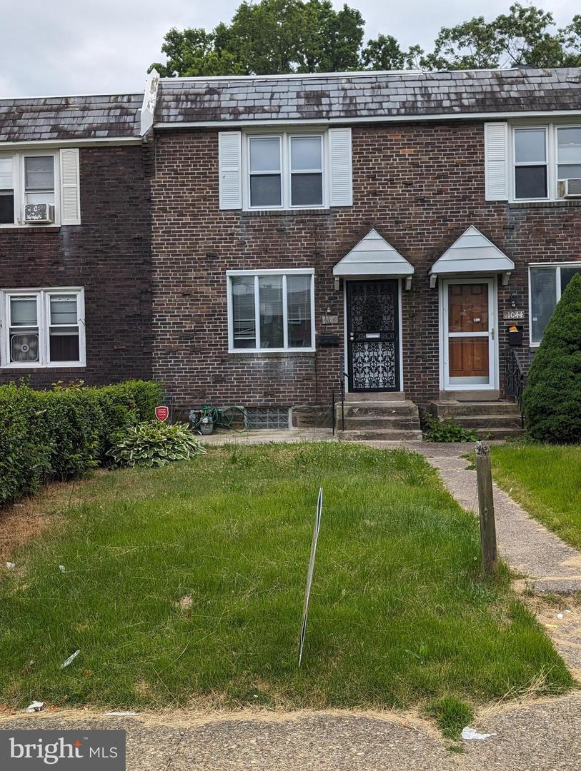 1042 S Lynbrook Road, Darby