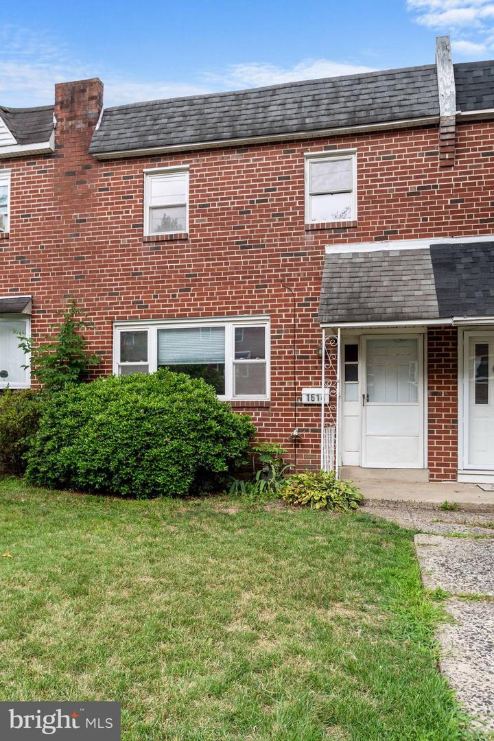 1614 Powell Road, Brookhaven