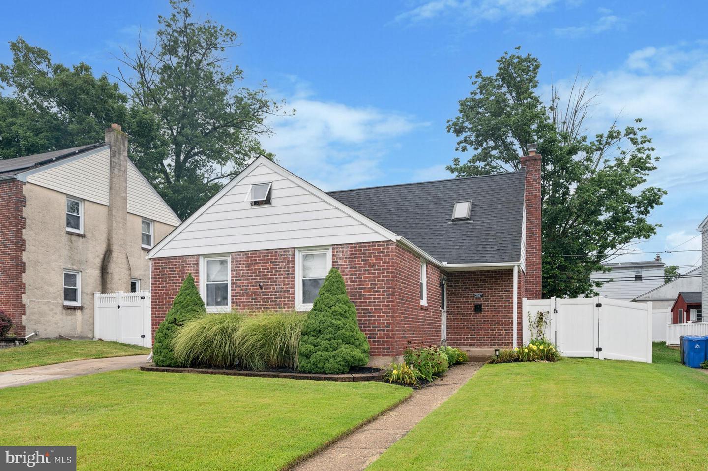 2167 Armstrong Avenue, Morton
