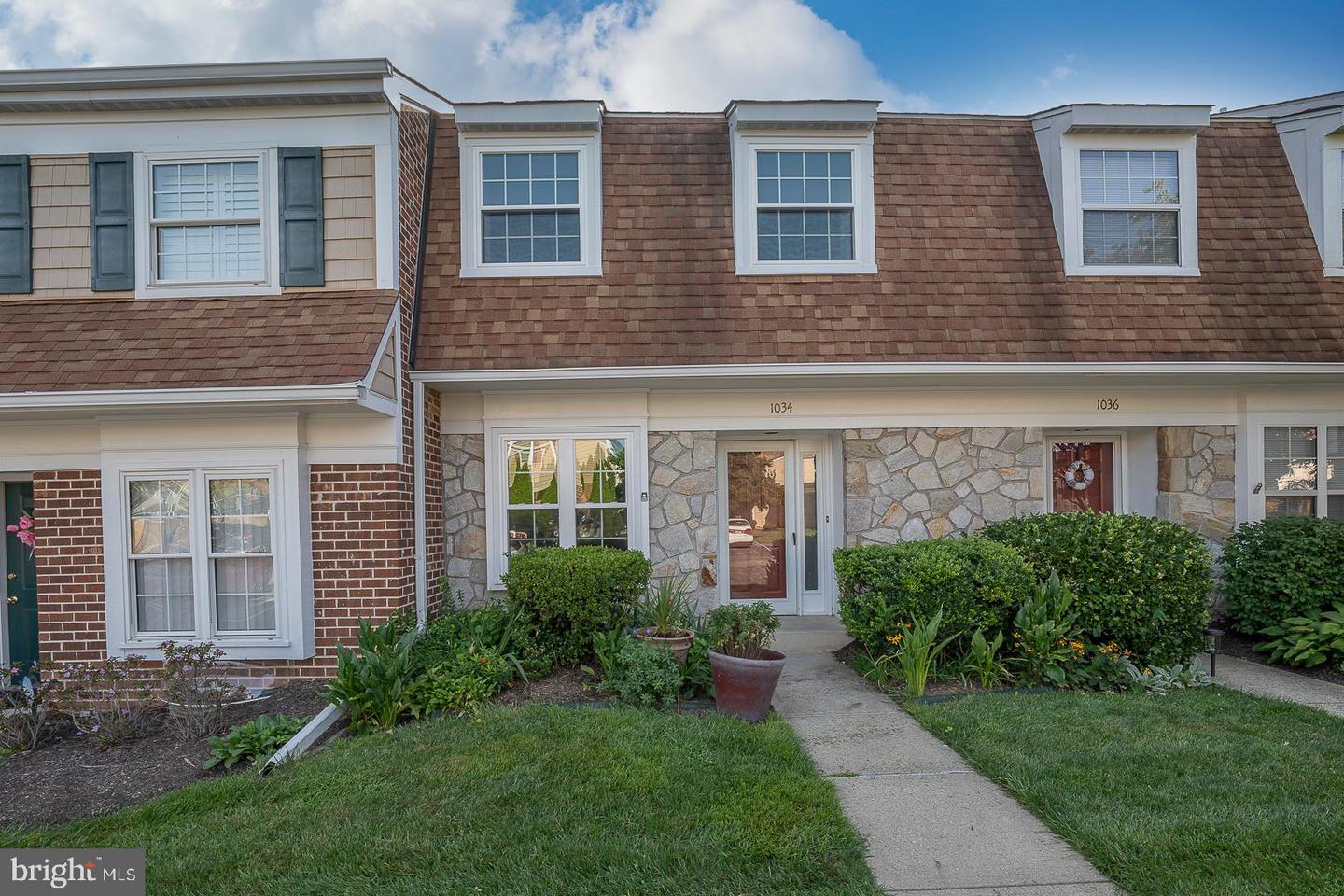 1034 Putnam Boulevard #121, Wallingford