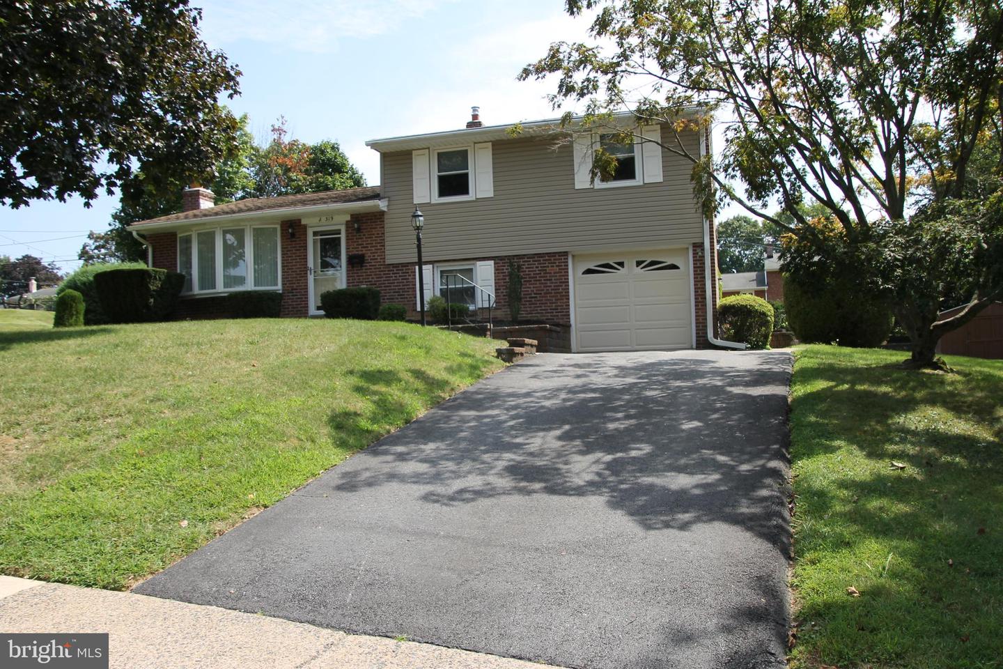 319 S Bobbin Mill Lane, Broomall