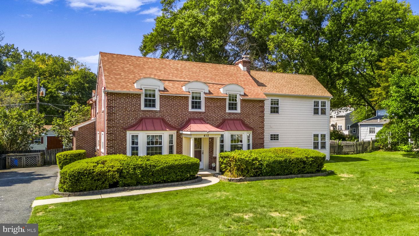 415 Golfview Road, Wallingford