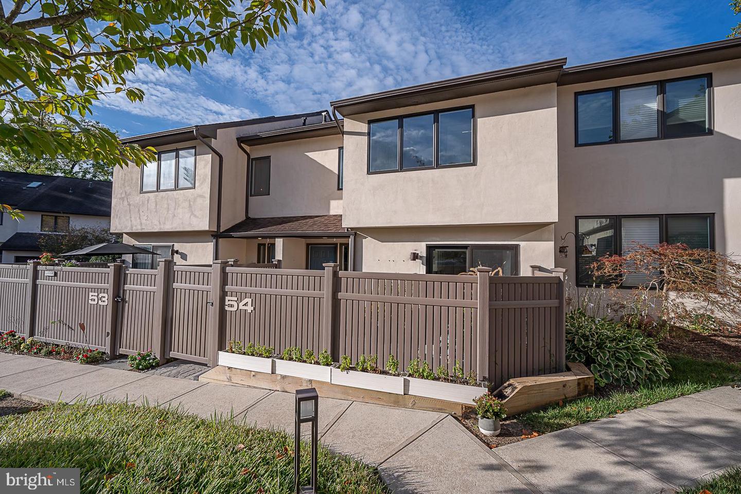 138 Montrose Avenue ##54, Bryn Mawr