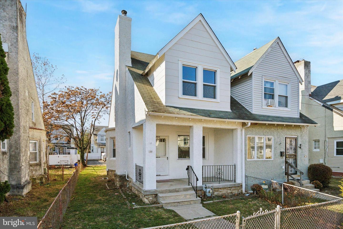 184 Chapman Avenue, Lansdowne