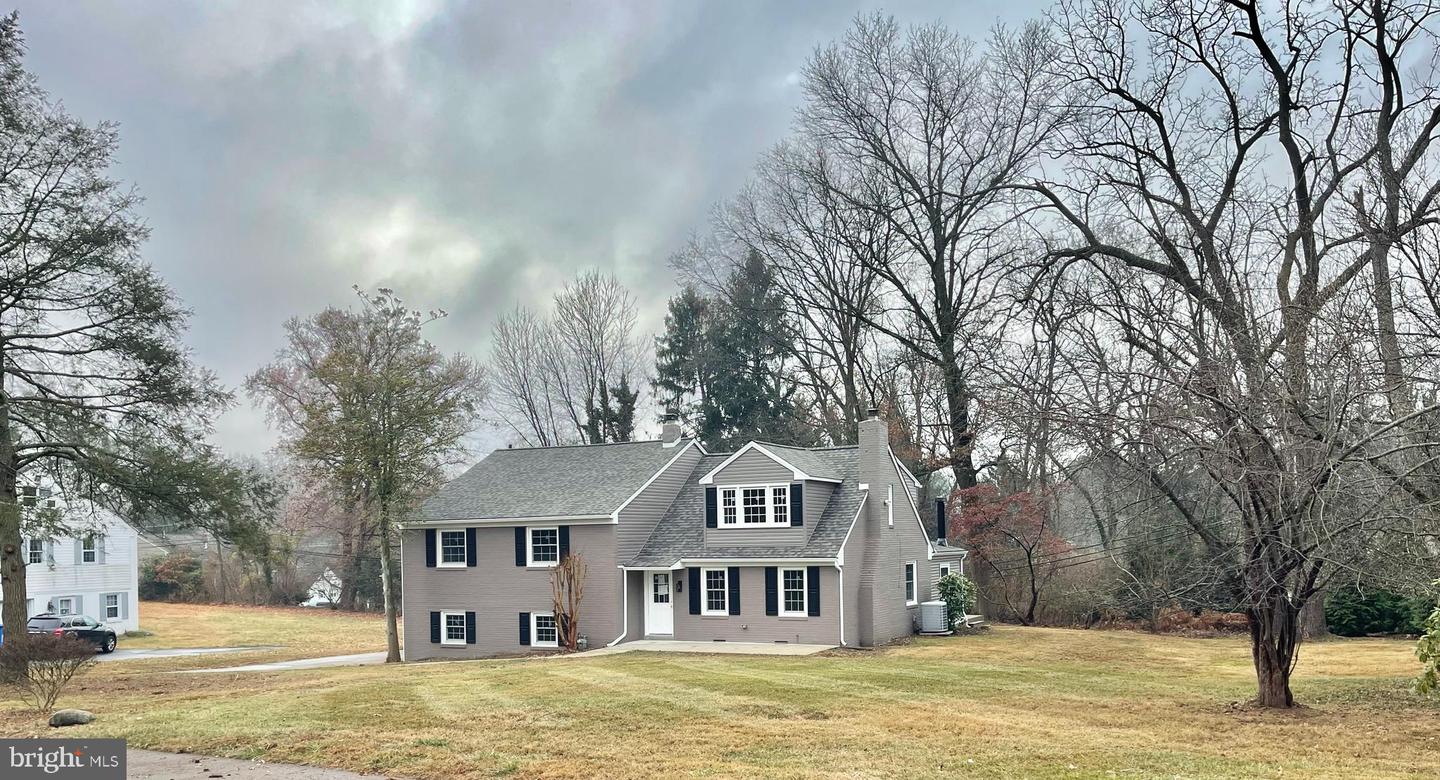 212 Grandview Road, Media
