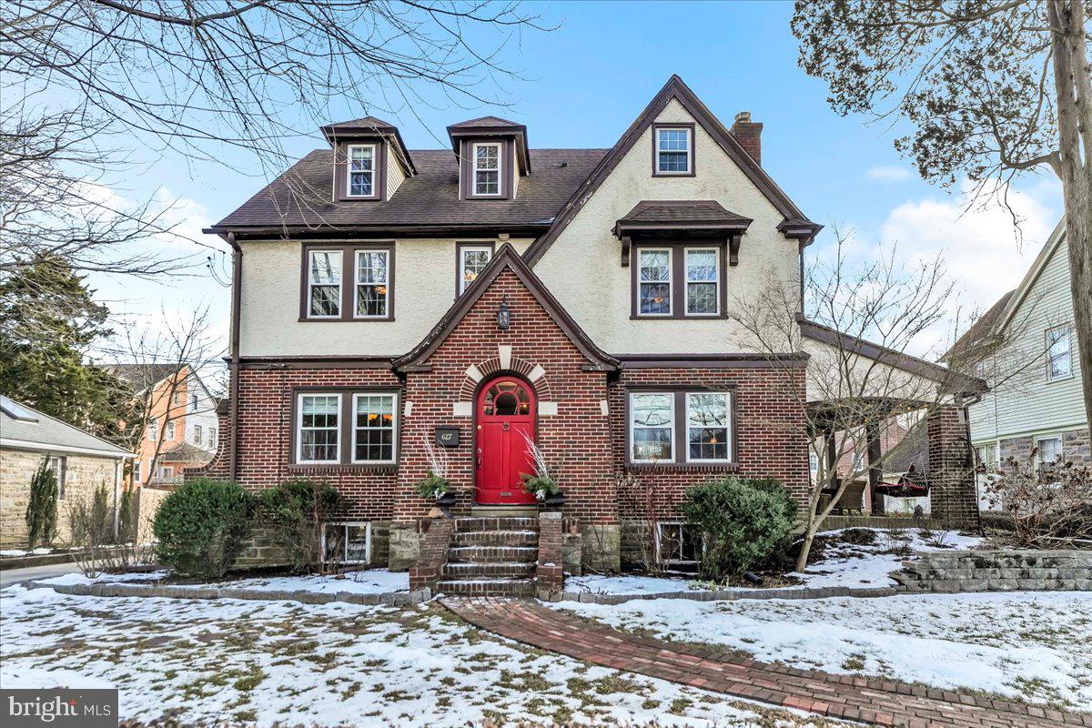 627 Ardmore Avenue, Ardmore
