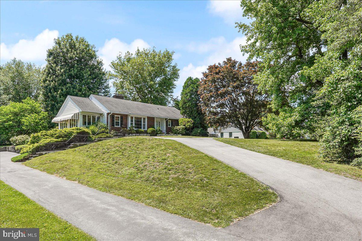 746 Sproul Road, Bryn Mawr
