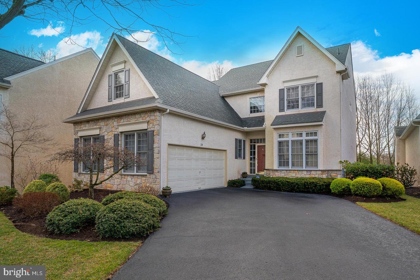 28 Ridgeview Road, Newtown Square