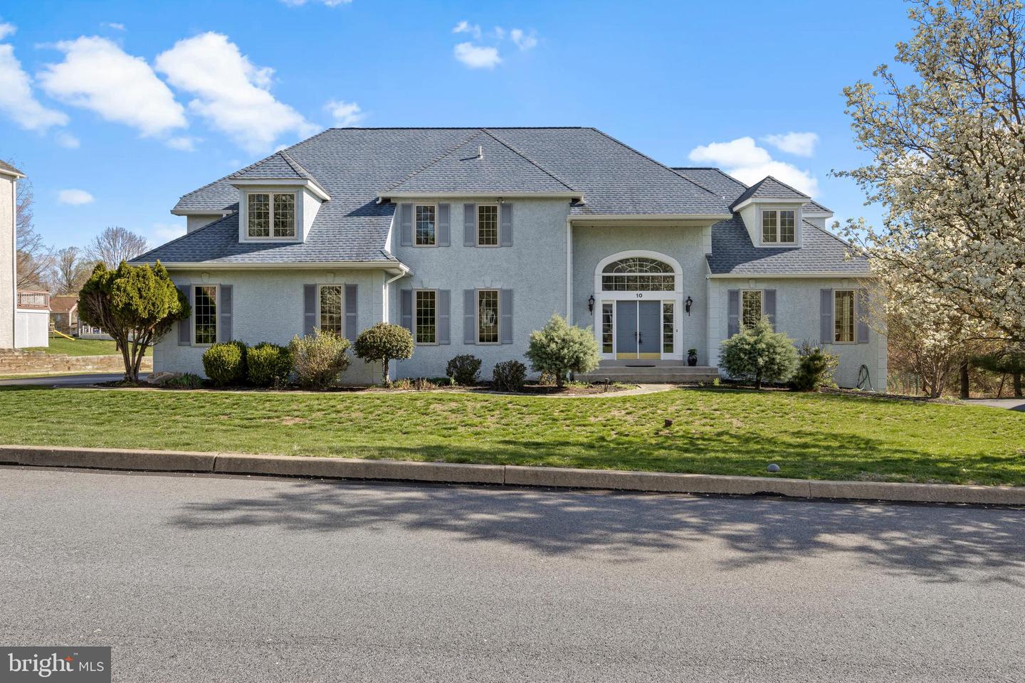 10 Bayberry Drive, Broomall