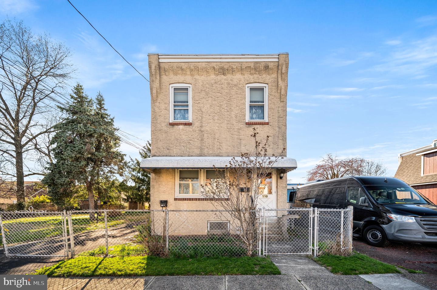 110 Saude Avenue, Essington