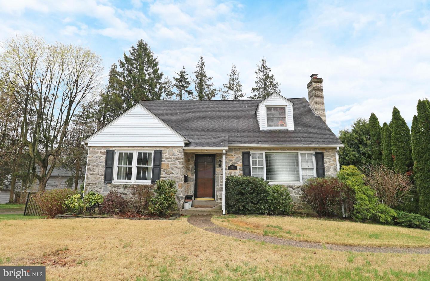 371 Southcroft Road, Springfield