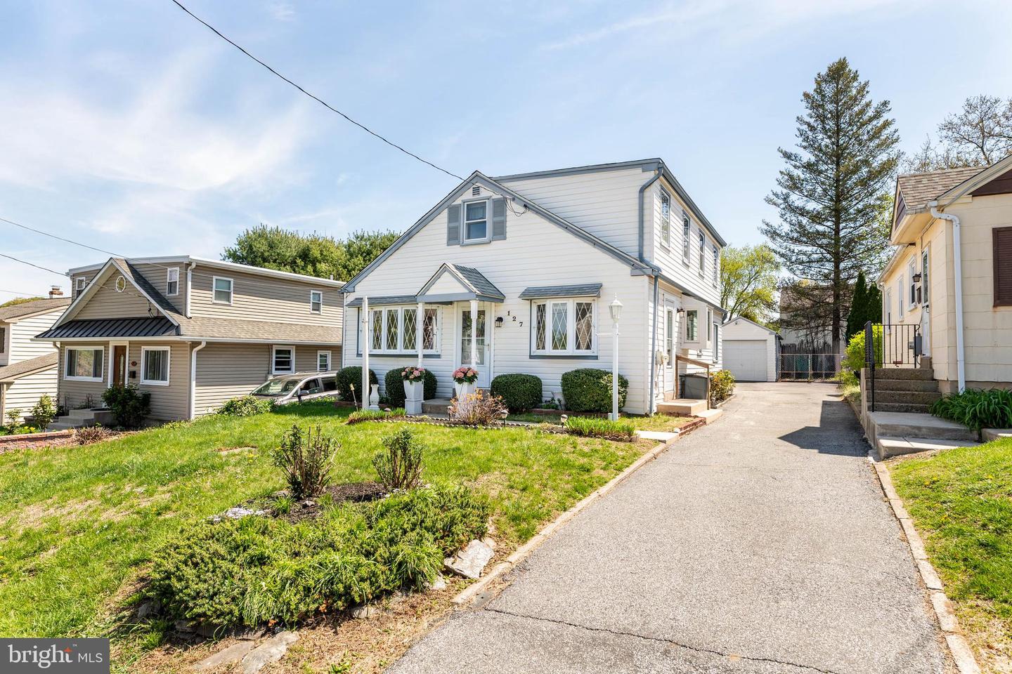 127 2nd Avenue, Broomall