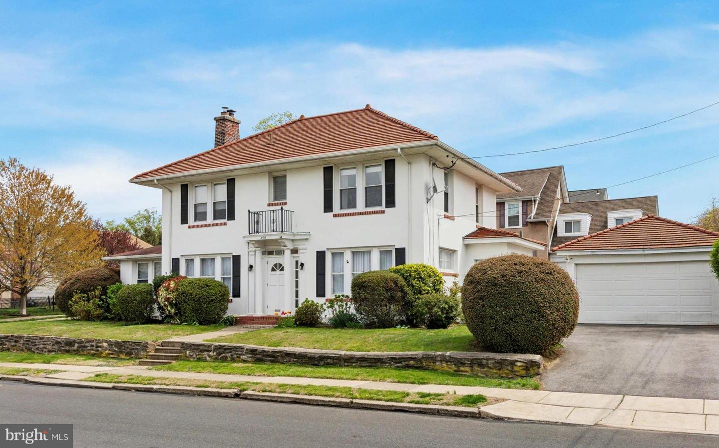 472 Gainsboro Road, Drexel Hill
