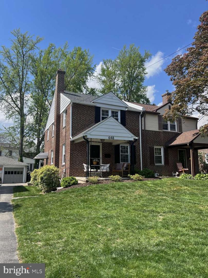 648 Hazelwood Road, Ardmore
