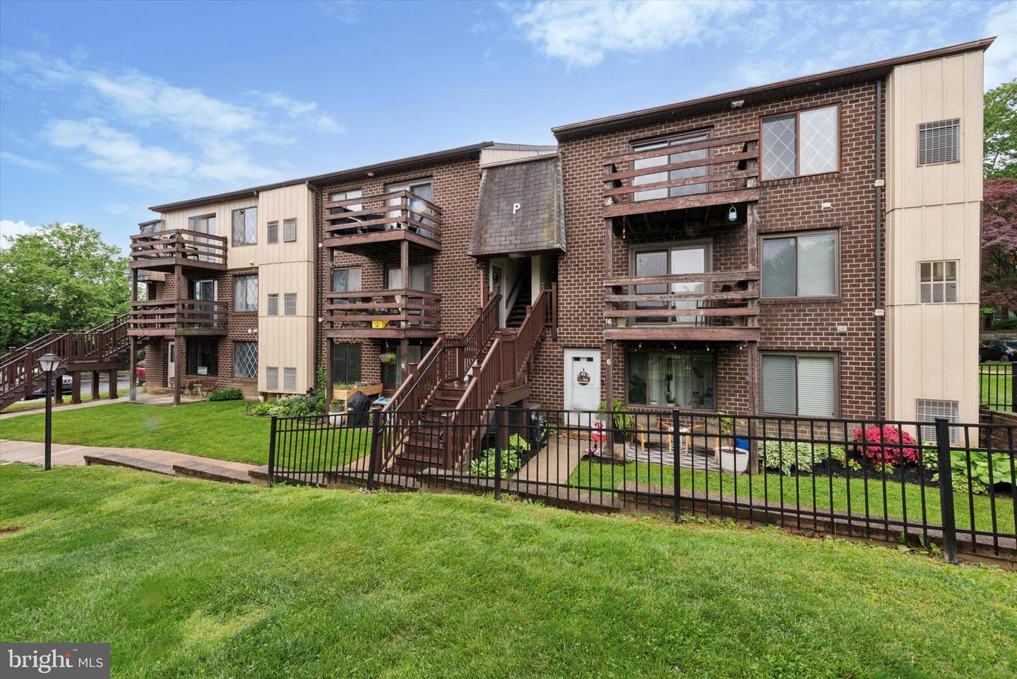 5200 Hilltop Drive #180, Brookhaven