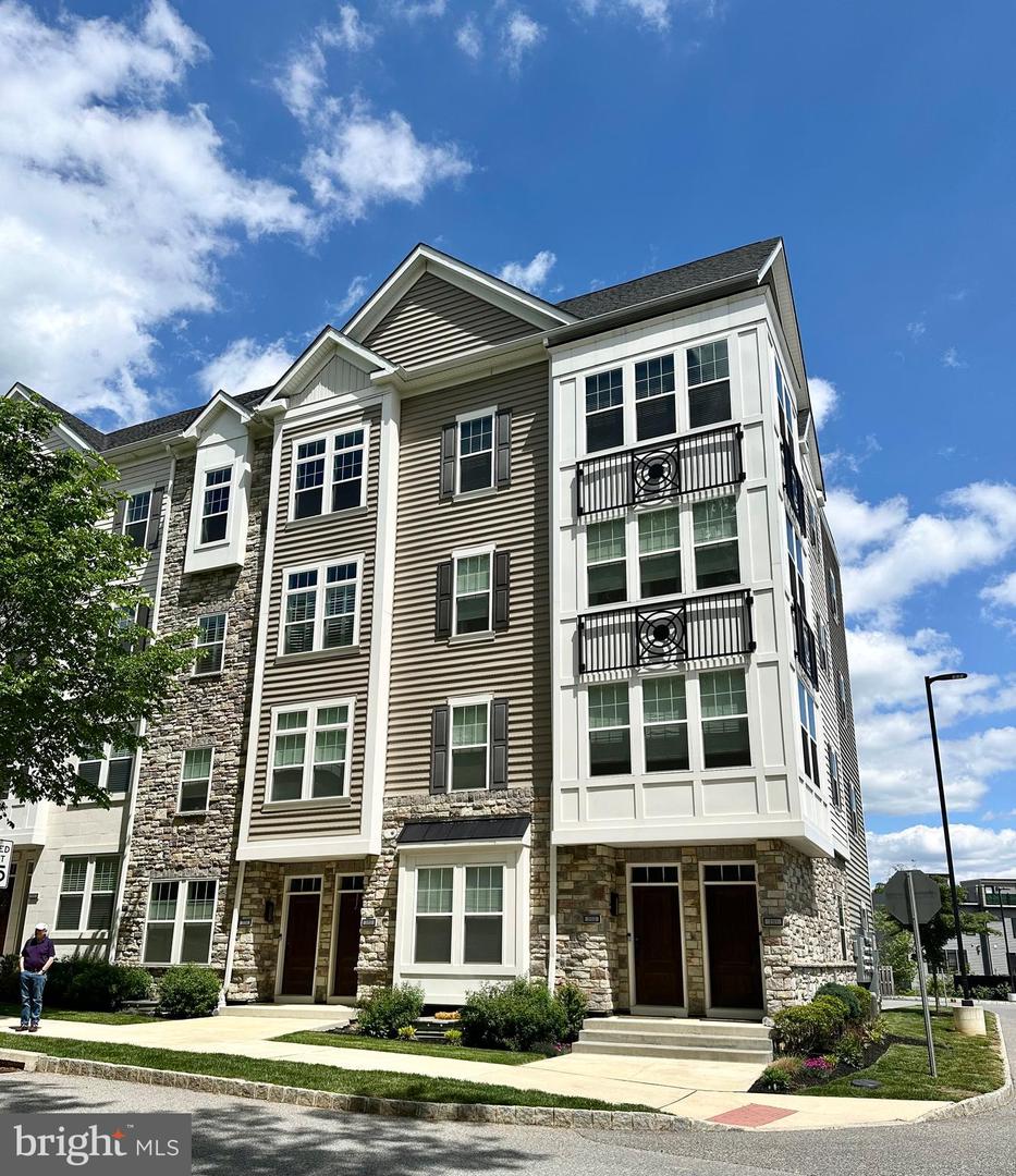 201 Charles Ellis Drive, Newtown Square