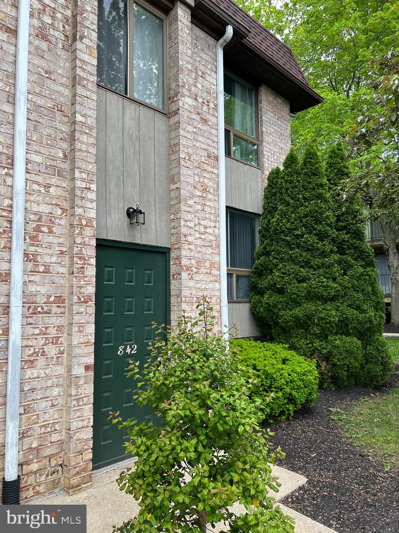 842 Putnam Boulevard #60a, Wallingford