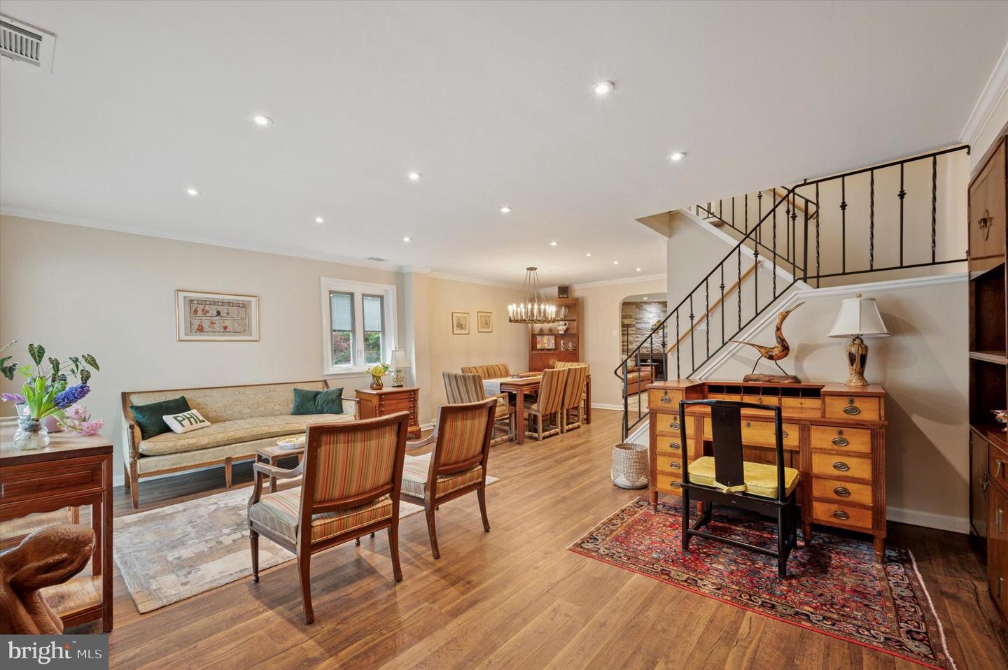 2137 Bryn Mawr Place #E-12, Ardmore