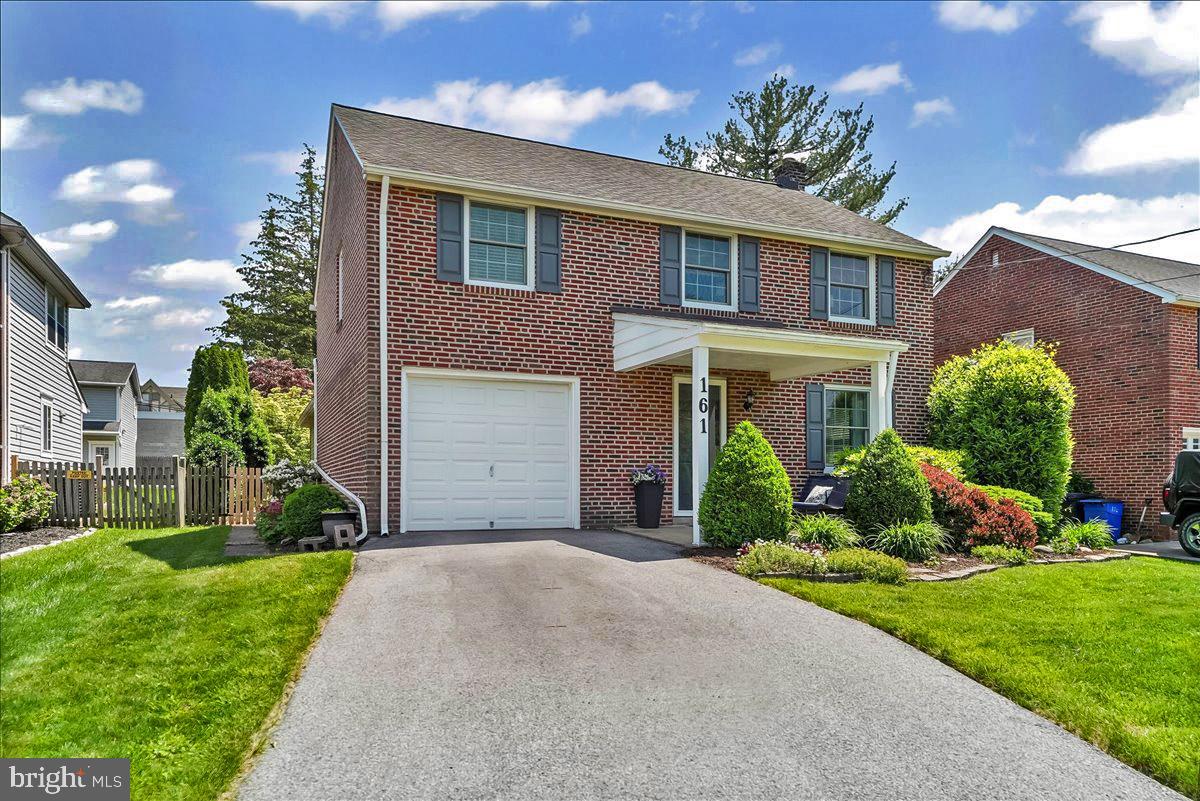 161 W Hillcrest Avenue, Havertown