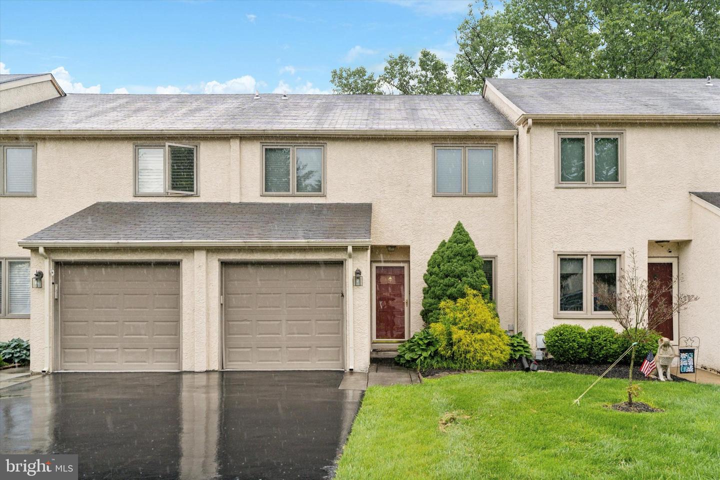 614 Hillcrest Court, Media