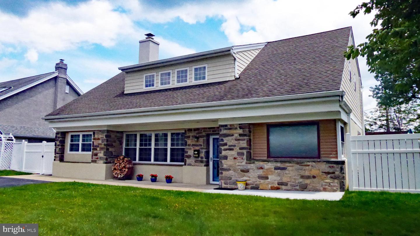 2155 Mary Lane, Broomall