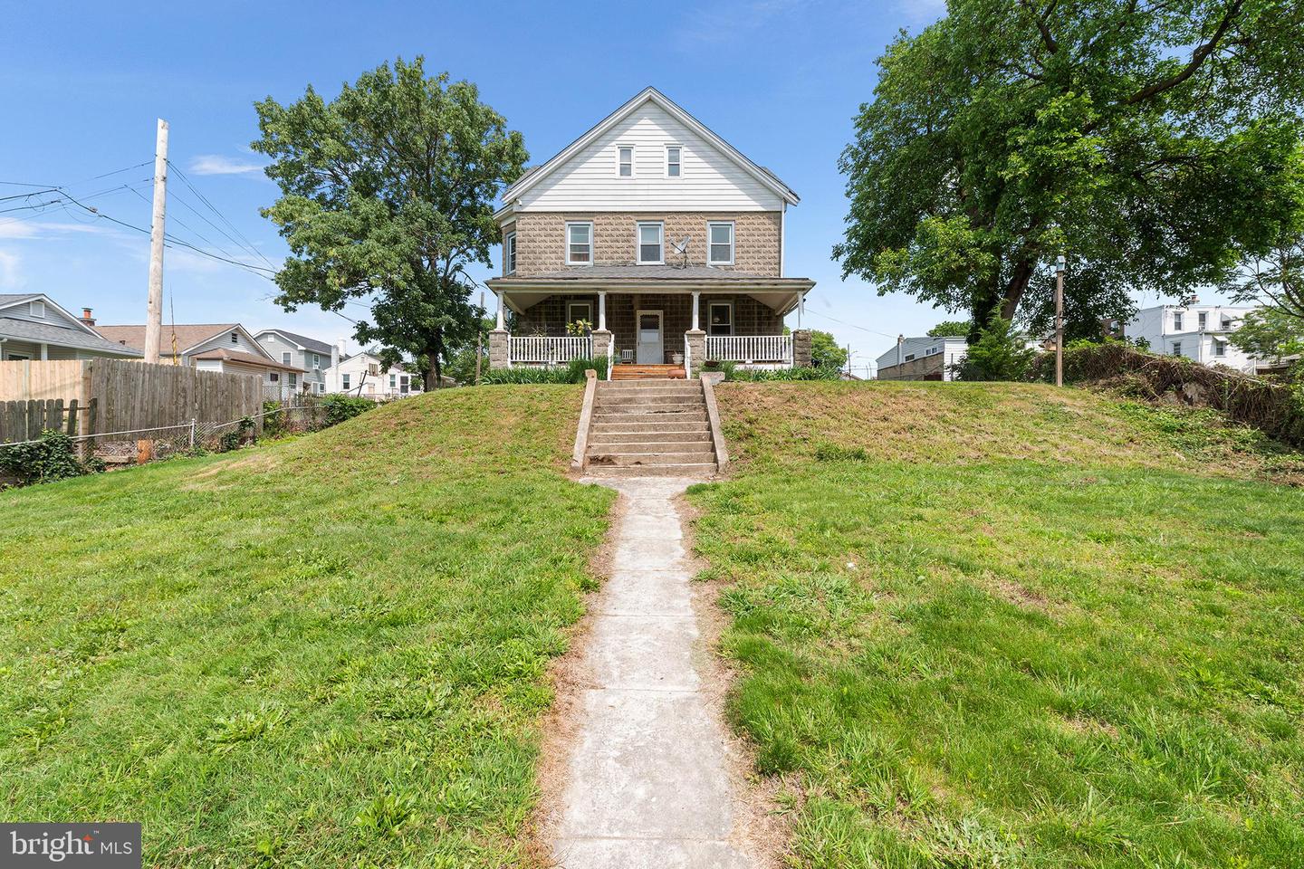 138 W Ridge, Linwood