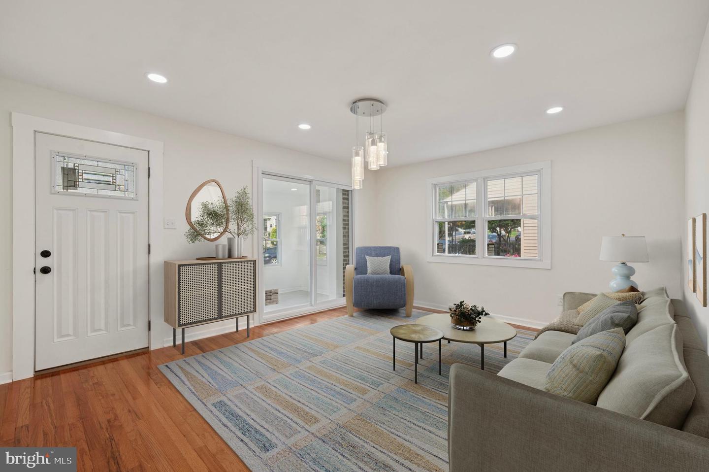 118 Rhodes Avenue #80, Darby