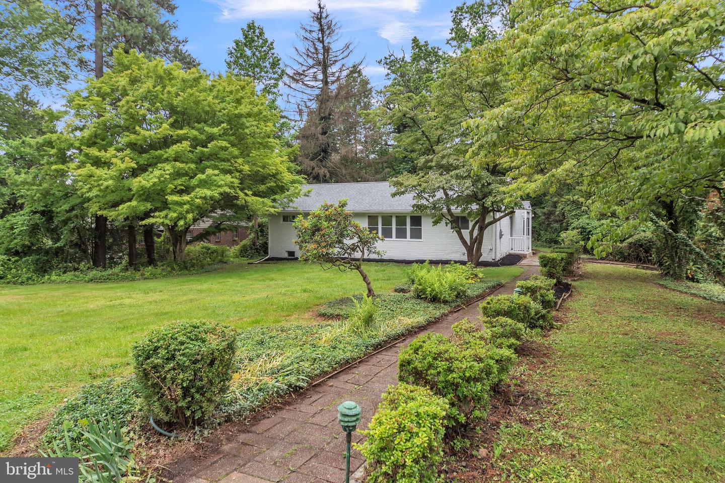 359 S New Middletown Road, Media
