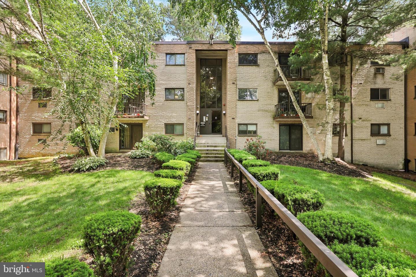 400 Glendale Road #E 13, Havertown
