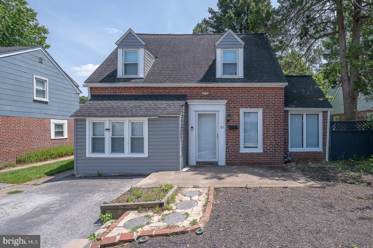 10 Holbrook Road, Havertown