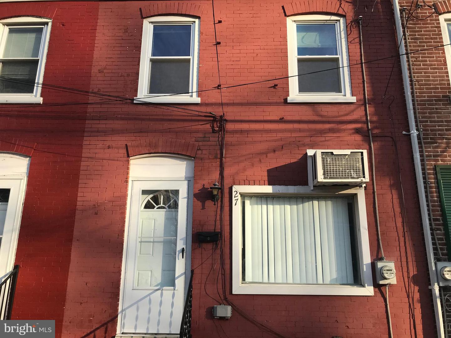 27 Upland Avenue
