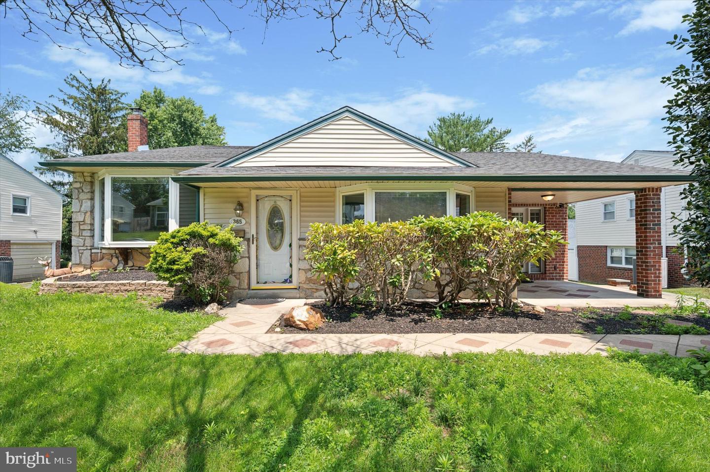365 Robinson Drive, Broomall