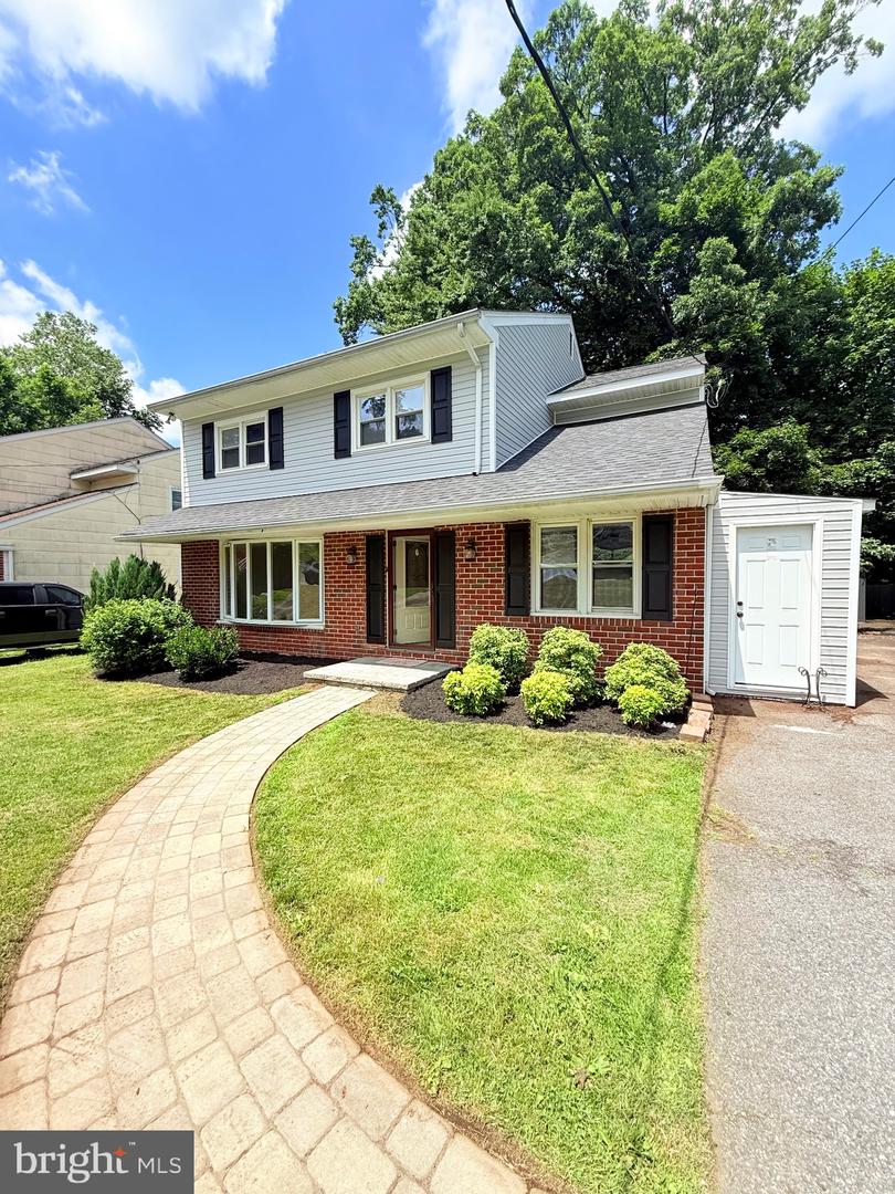 220 Glendale Road, Havertown