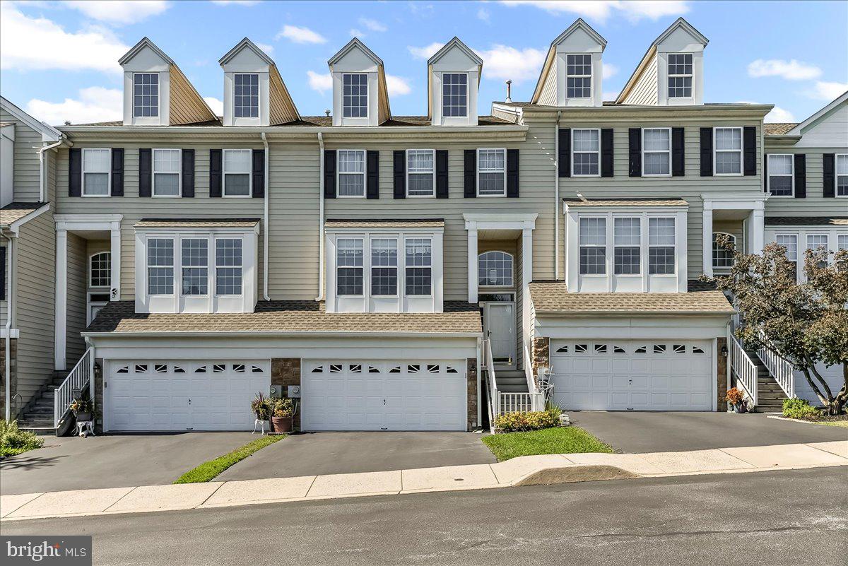 205 N Azalea Court, Glen Mills