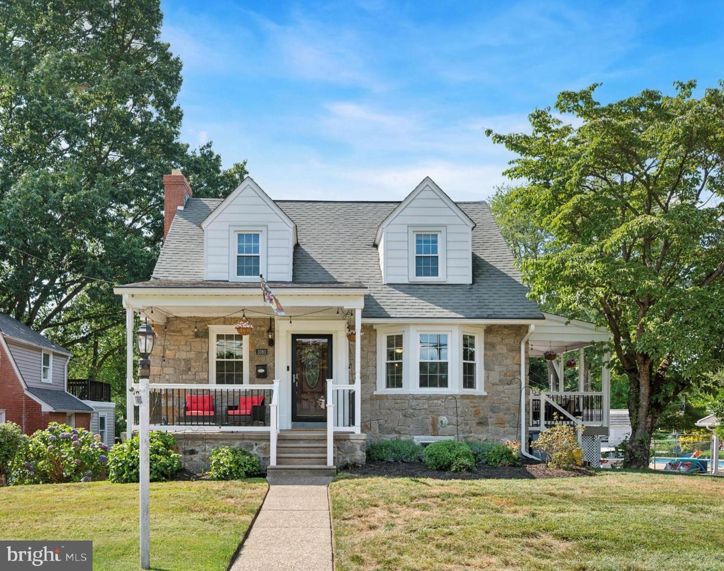 1080 West Avenue, Springfield