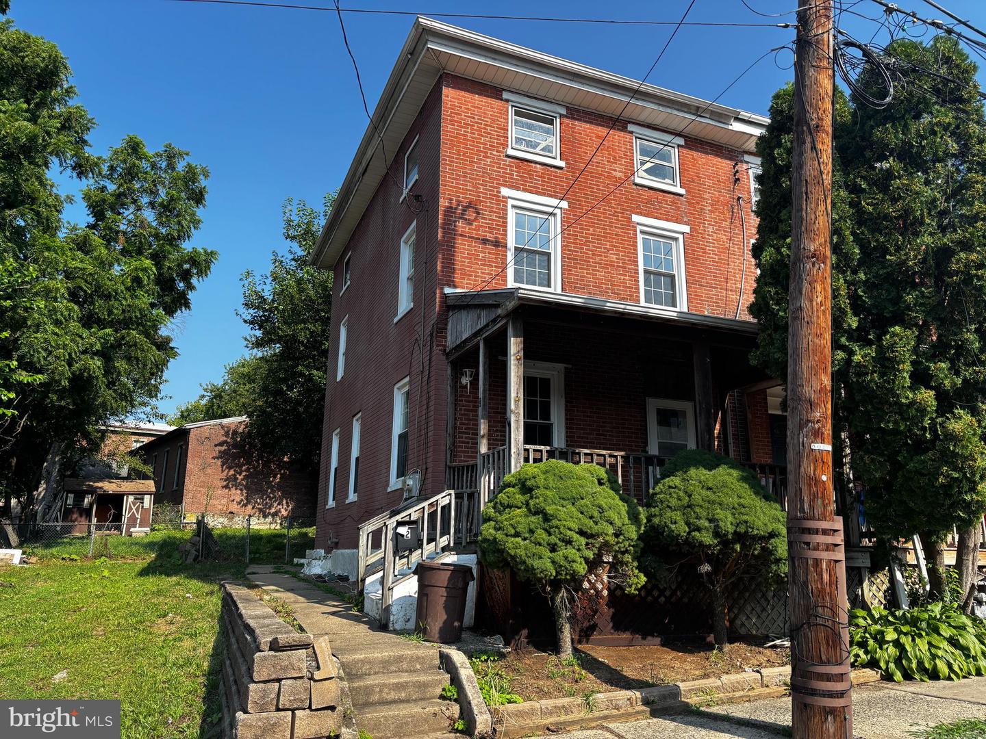 2 Church Street, Brookhaven