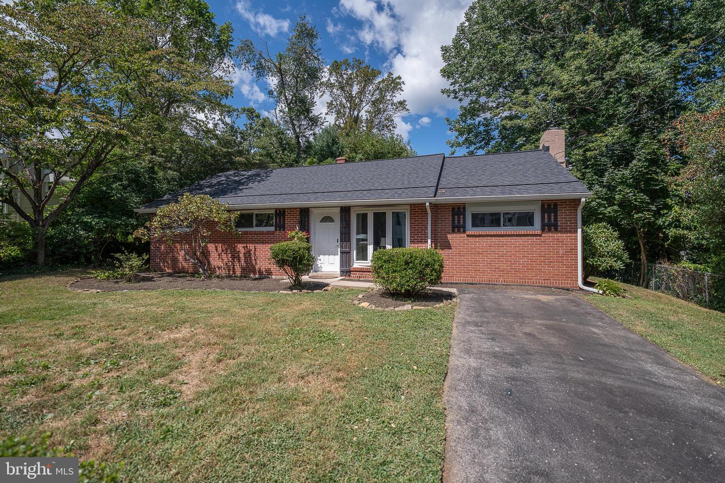 32 Pine Street, Newtown Square
